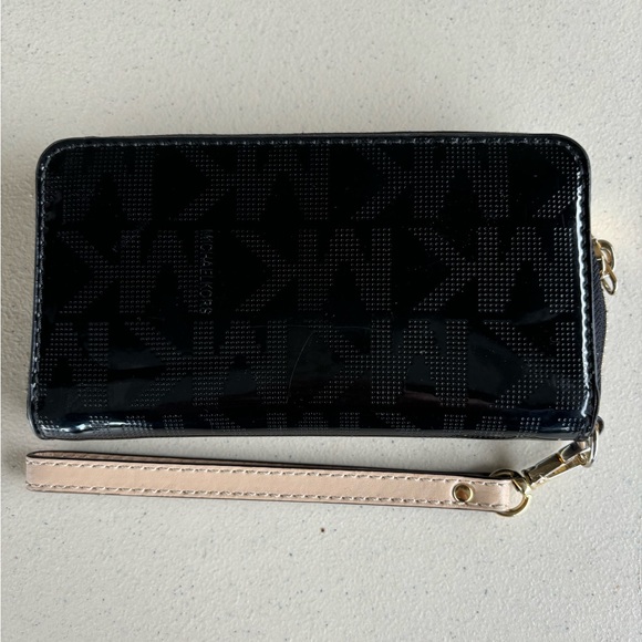 Michael Kors Wristlet Wallet - Picture 4 of 4